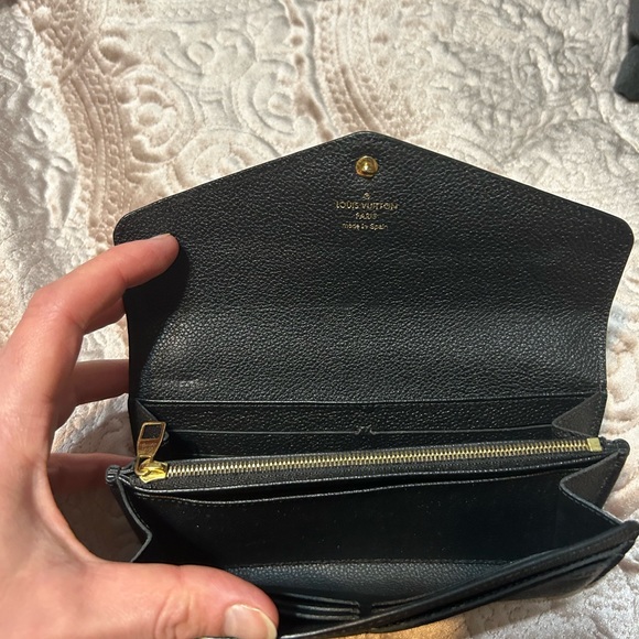 Louis Vuitton Sarah Wallet Empreinte Noir - Picture 3 of 8